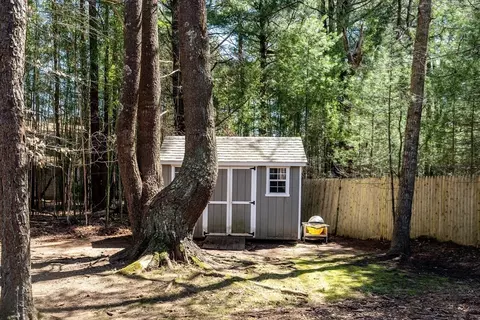 Exterior - 128 Bridle Path, Barnstable, MA 02648 photo 9 of 11