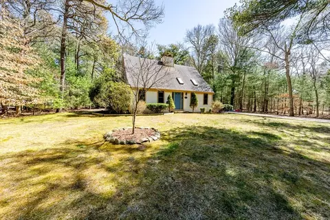 Exterior - 128 Bridle Path, Barnstable, MA 02648 photo 3 of 11