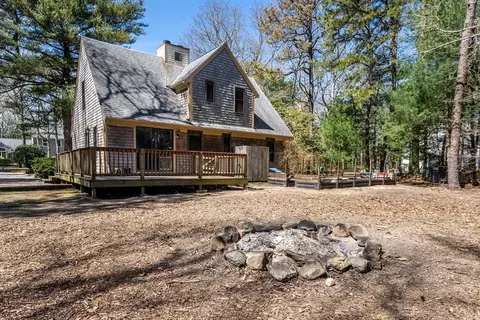 Exterior - 128 Bridle Path, Barnstable, MA 02648 photo 7 of 11