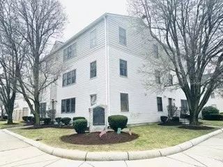 3 Washington St #5, Medford, MA 02155