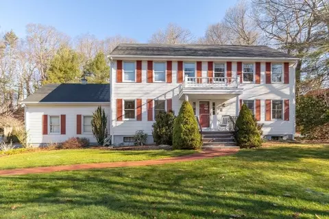 58 Arboro Dr, Sharon, MA 02067