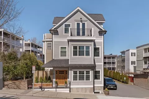 34 Edgar Ave #34, Somerville, MA 02145