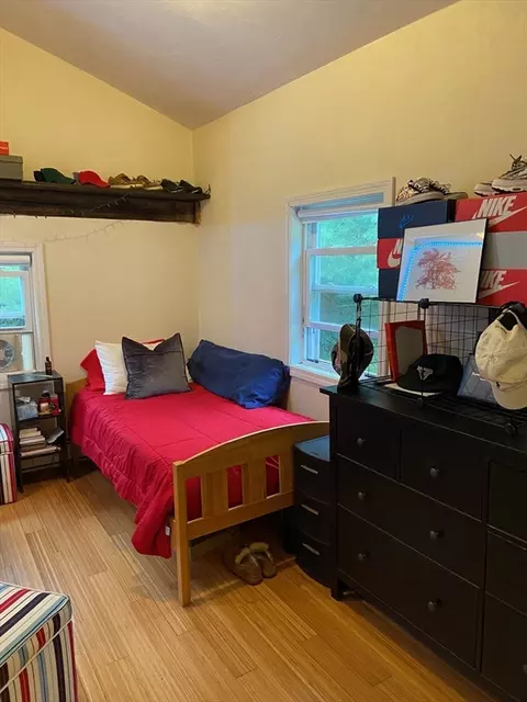 Bedroom - 3 Central Sq, Upton, MA 01568 photo 2 of 4