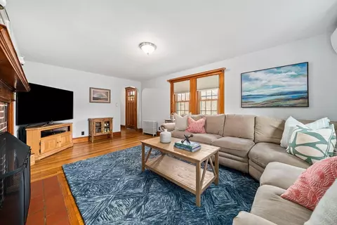 Living - 236 High St, Canton, MA 02021 photo 1 of 2