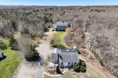 1085 Main St, Barnstable, MA 02668