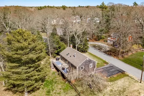 View/Area - 3 Carl Gardner Rd, Bourne, MA 02532 photo 2 of 3