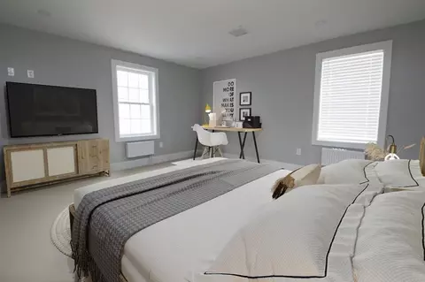 Bedroom - 61 Hurd Ave, Saugus, MA 01906 photo 2 of 2