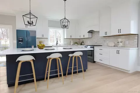 Kitchen - 61 Hurd Ave, Saugus, MA 01906 photo 2 of 7