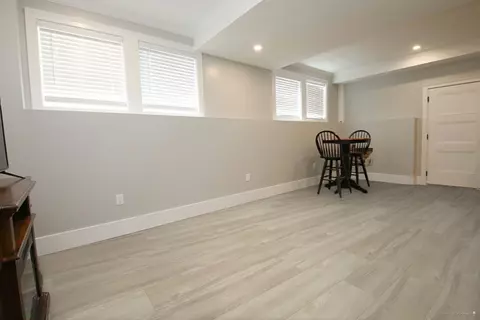 Dining - 61 Hurd Ave, Saugus, MA 01906 photo 2 of 2