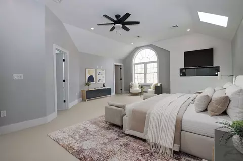 Bedroom - 61 Hurd Ave, Saugus, MA 01906 photo 1 of 2