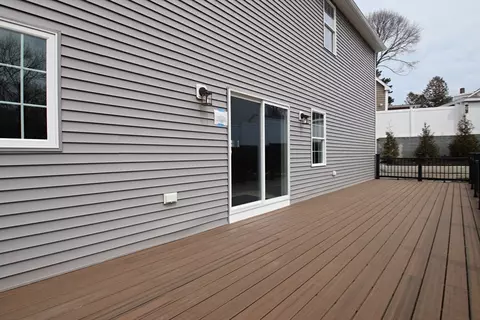 Exterior - 61 Hurd Ave, Saugus, MA 01906 photo 8 of 10
