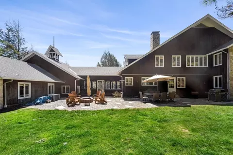 Exterior - 99 Indian Hill Rd, Groton, MA 01450 photo 3 of 7