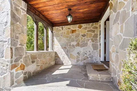 Exterior - 99 Indian Hill Rd, Groton, MA 01450 photo 5 of 7