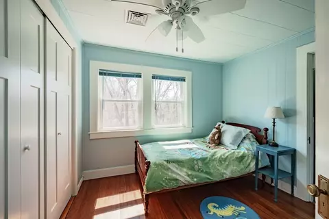 Bedroom - 9 Lang Ave, Easthampton, MA 01027 photo 4 of 8