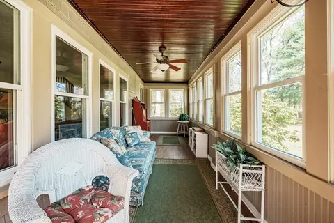 Exterior - 9 Lang Ave, Easthampton, MA 01027 photo 3 of 10