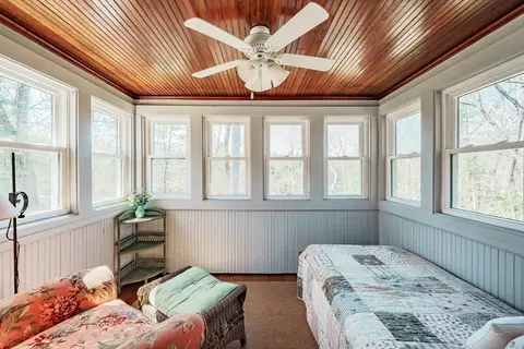 Bedroom - 9 Lang Ave, Easthampton, MA 01027 photo 7 of 8