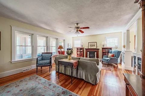 Living - 9 Lang Ave, Easthampton, MA 01027 photo 1 of 2