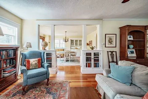Bedroom - 9 Lang Ave, Easthampton, MA 01027 photo 1 of 8