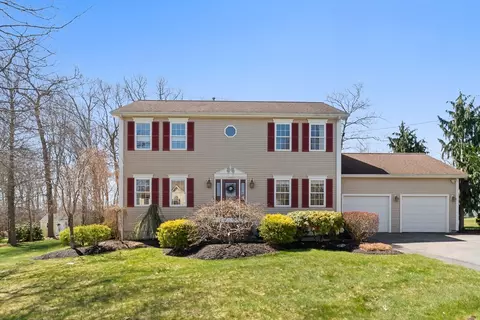 87 Shand Court Cir, Somerset, MA 02726