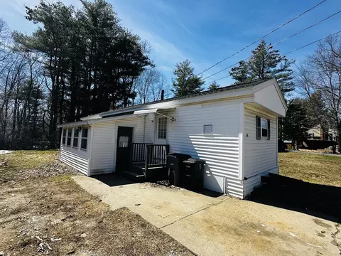 182 Clark St, Gardner, MA 01440