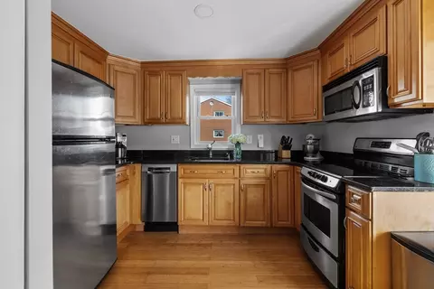 33 Bremen #33, Boston, MA 02128