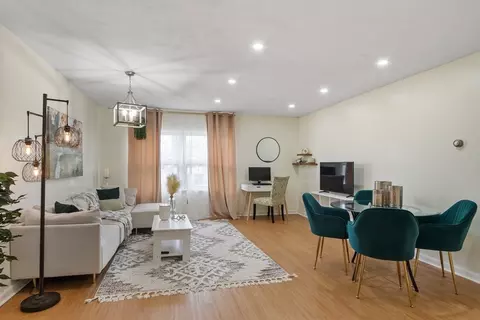 5140 Washington St #38, Boston, MA 02132