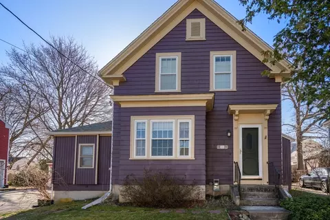 Exterior - 11 Elm St, Maynard, MA 01754 photo 2 of 8