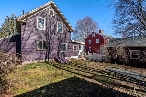 Exterior - 11 Elm St, Maynard, MA 01754 photo 5 of 8