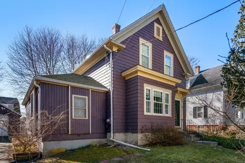 Exterior - 11 Elm St, Maynard, MA 01754 photo 6 of 8