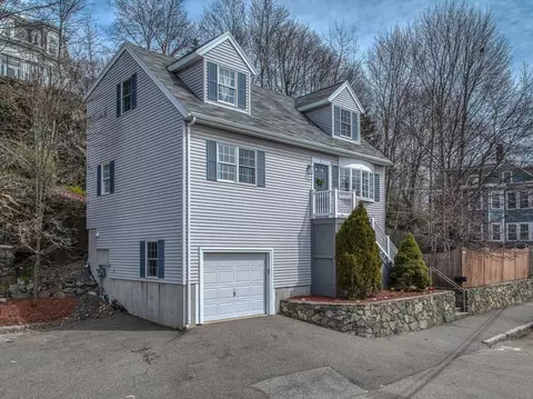 74 Essex St, Swampscott, MA 01907