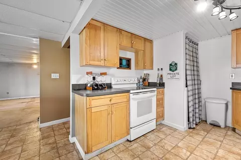 Kitchen - 25 Bates Grove Rd, Webster, MA 01570 photo 7 of 8
