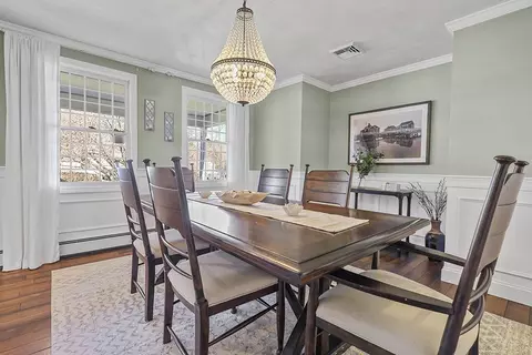 Dining - 2 Steeplechase Ln, Franklin, MA 02038 photo 2 of 3