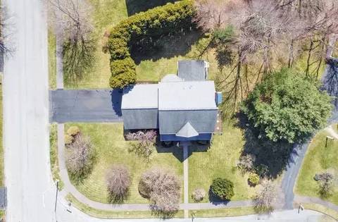 View/Area - 2 Steeplechase Ln, Franklin, MA 02038 photo 2 of 3