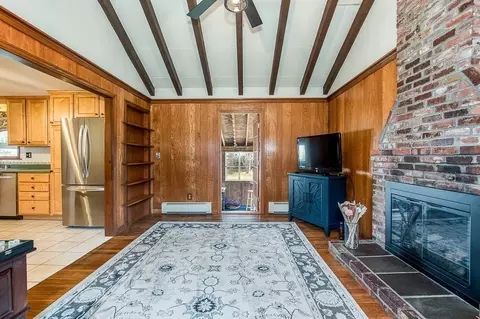 Entry Way - 2 Colt Rd, Franklin, MA 02038 photo 1 of 1