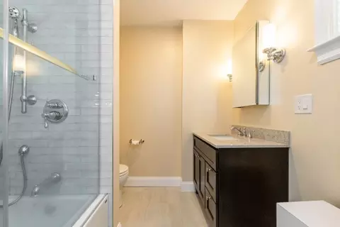 Bath - 475 Webster, Needham, MA 02494 photo 2 of 3