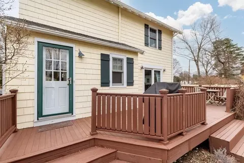 Exterior - 475 Webster, Needham, MA 02494 photo 5 of 11