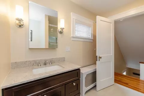 Bath - 475 Webster, Needham, MA 02494 photo 3 of 3