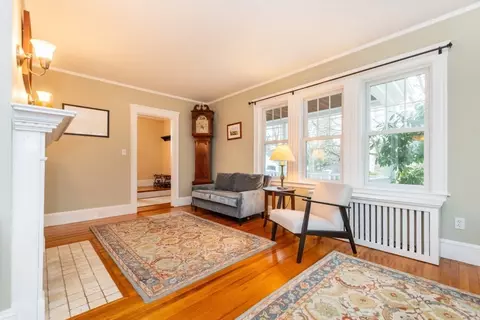 Living - 475 Webster, Needham, MA 02494 photo 2 of 4