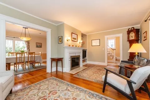 Living - 475 Webster, Needham, MA 02494 photo 1 of 4