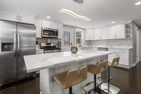 Kitchen - 8 Myopia Rd, Stoneham, MA 02180 photo 3 of 6