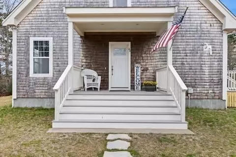 Exterior - 64 Squirrel Island Rd, Wareham, MA 02576 photo 3 of 6
