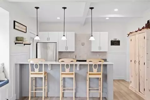 Kitchen - 64 Squirrel Island Rd, Wareham, MA 02576 photo 5 of 6