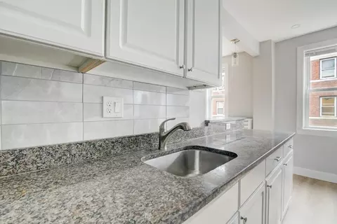 Kitchen - 8 Walnut St #7, Everett, MA 02149 photo 4 of 4