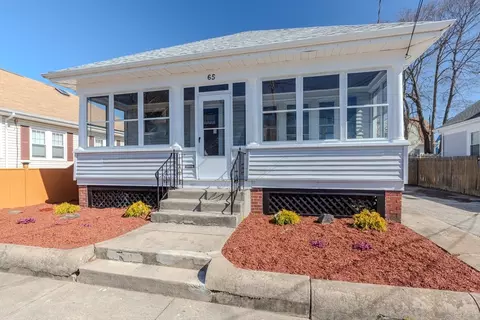 65 Oriole Ave, Pawtucket, RI 02860