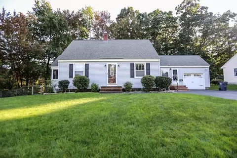 33 Kimball Rd, Methuen, MA 01844