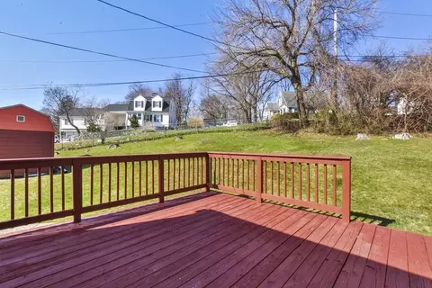 Exterior - 3 Carpenter Ave, Worcester, MA 01605 photo 7 of 9
