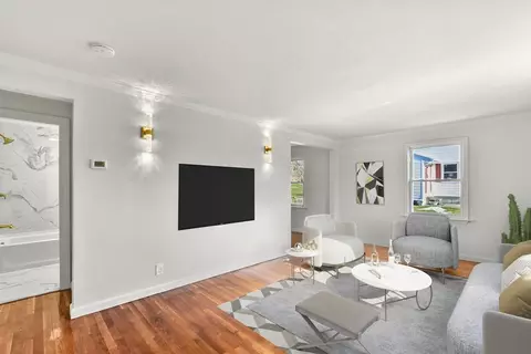 Dining - 3 Carpenter Ave, Worcester, MA 01605 photo 1 of 2