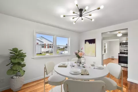 Dining - 3 Carpenter Ave, Worcester, MA 01605 photo 2 of 2