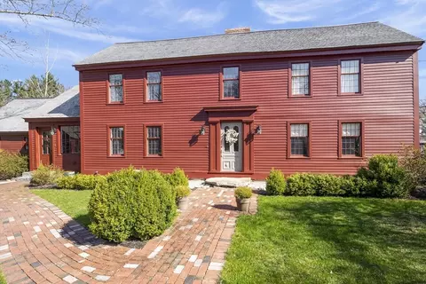 373 S Main St, Andover, MA 01810
