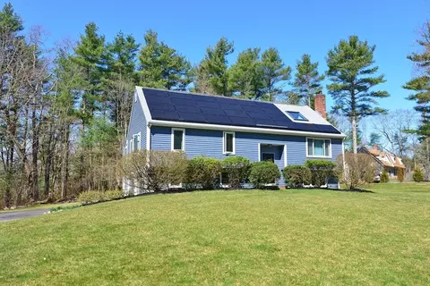 141 Seekonk St, Norfolk, MA 02056
